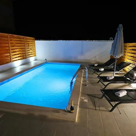 Luxury Petra With Private Pool * Задар