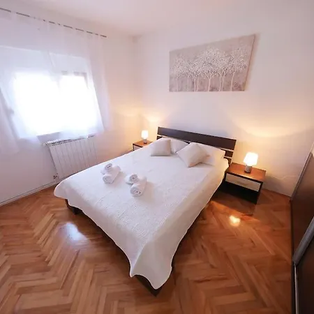 Luxury Petra With Private Pool Задар