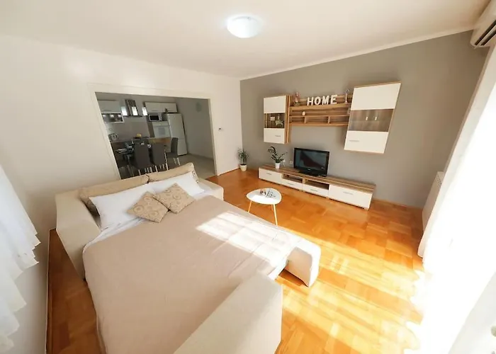 Luxury Petra With Private Pool 아파트 *